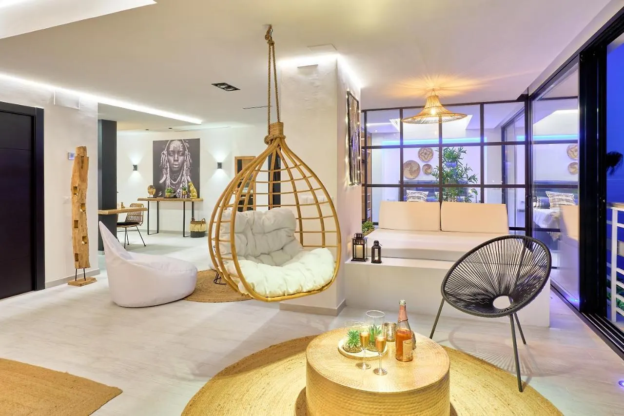 Savanna Beach. Amazing Apartment With Jacuzzi Torremolinos