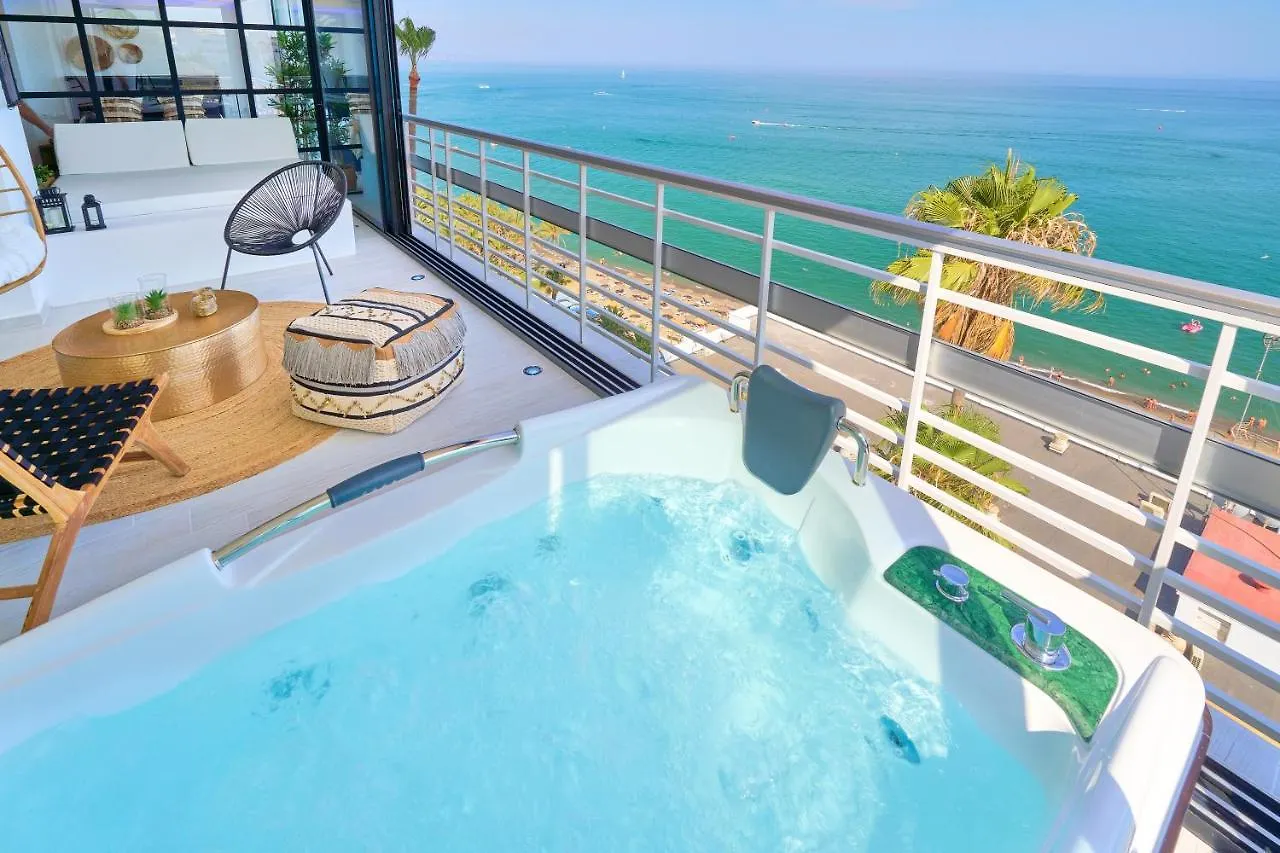 Savanna Beach. Amazing Apartment With Jacuzzi Torremolinos