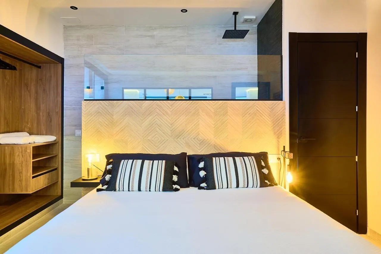 Savanna Beach. Amazing Apartment With Jacuzzi Torremolinos