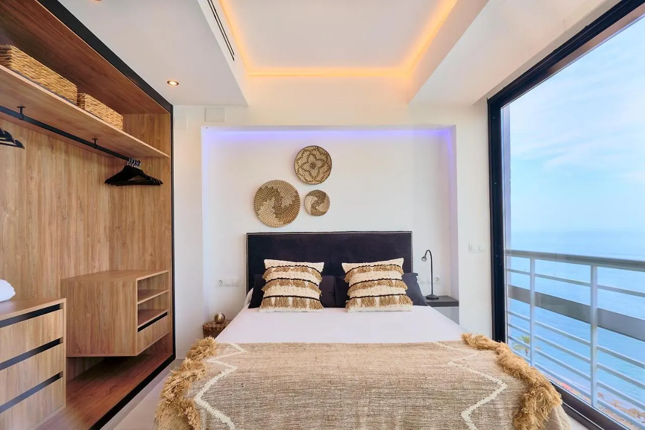 Savanna Beach. Amazing Apartment With Jacuzzi Torremolinos 0*,
