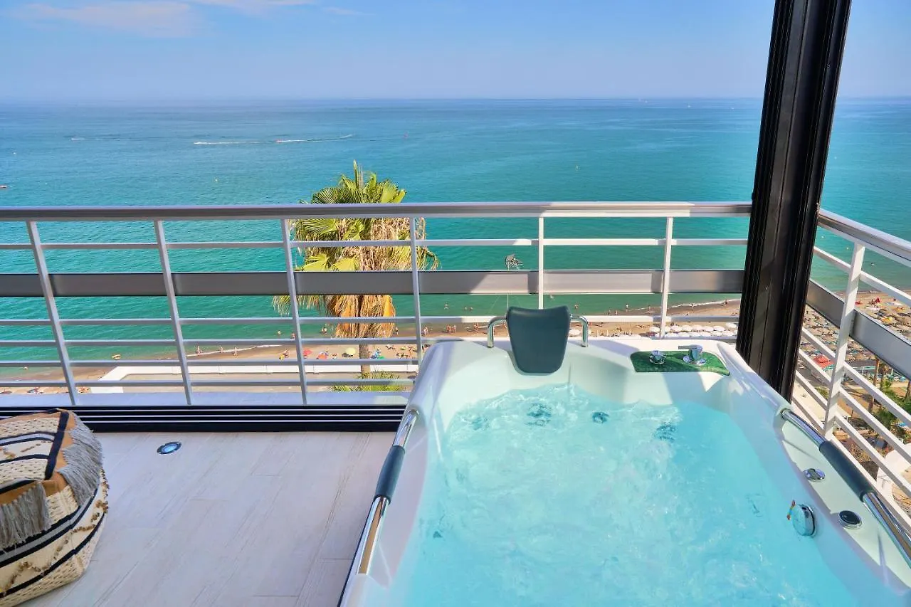 Savanna Beach. Amazing Apartment With Jacuzzi Torremolinos 0*,  Španělsko