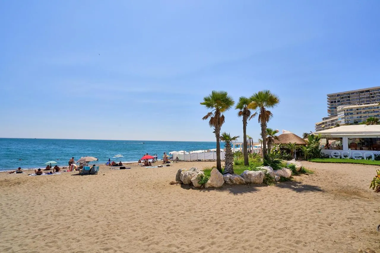 Savanna Beach. Amazing Apartment With Jacuzzi Torremolinos